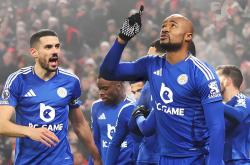 开云体育在线-莱斯特城主场大捷，稳住不败势头