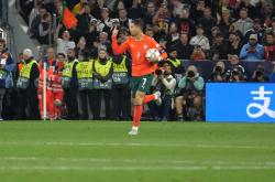 开云体育APP下载-关于惊险赛况！全球足球赛事激动人心的信息