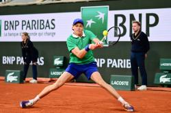 开云平台-日本网球队逆转澳大利亚网球队，阿尔卡拉斯送出助攻的简单介绍