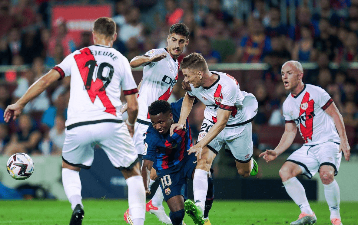 西甲劲旅马德里竞技球队迎战压力山大