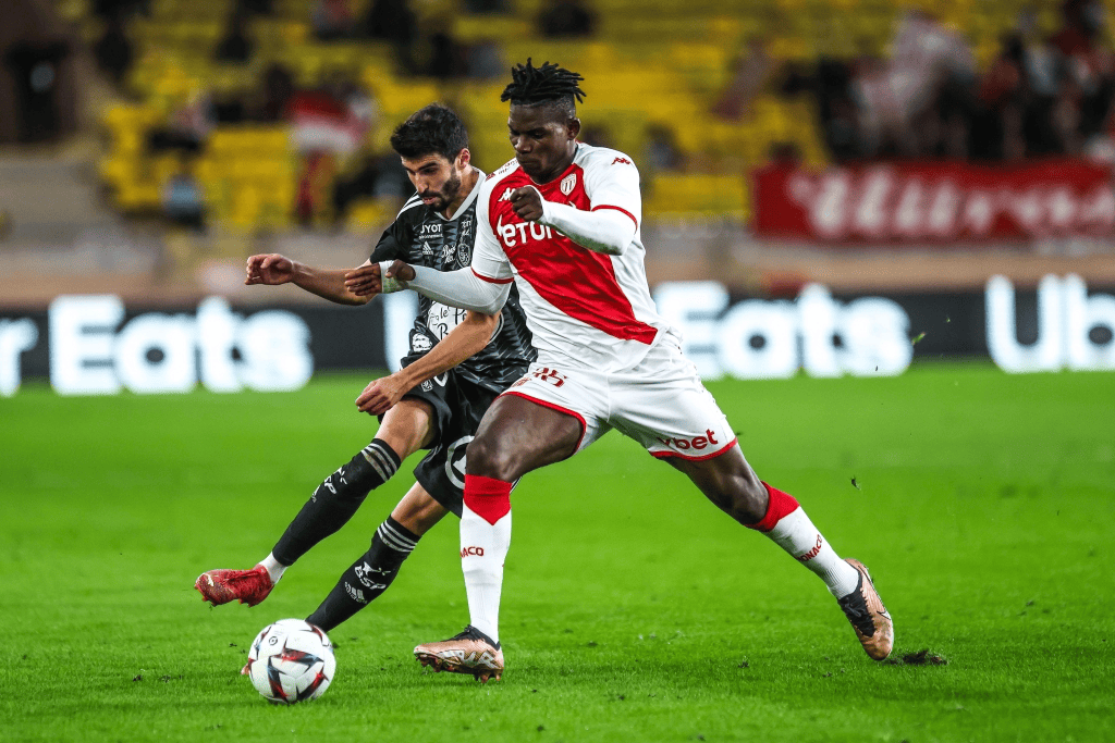 摩纳哥队在法甲赛场上演逆转好戏