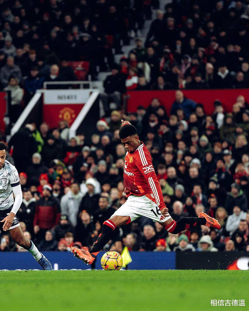 曼联主场告捷,莱切斯特城遭遇重挫 曼联主场告捷,莱切斯特城遭遇重挫