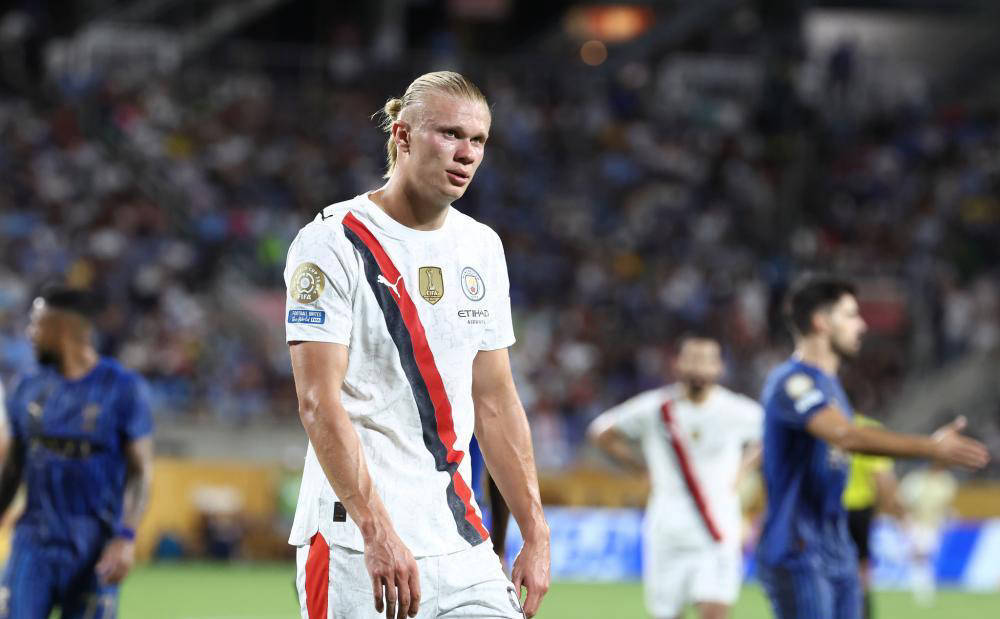 包含曼城争议输球,遭遇裁判争议遭遇的词条 包含曼城争议输球,遭遇裁判争议遭遇的词条