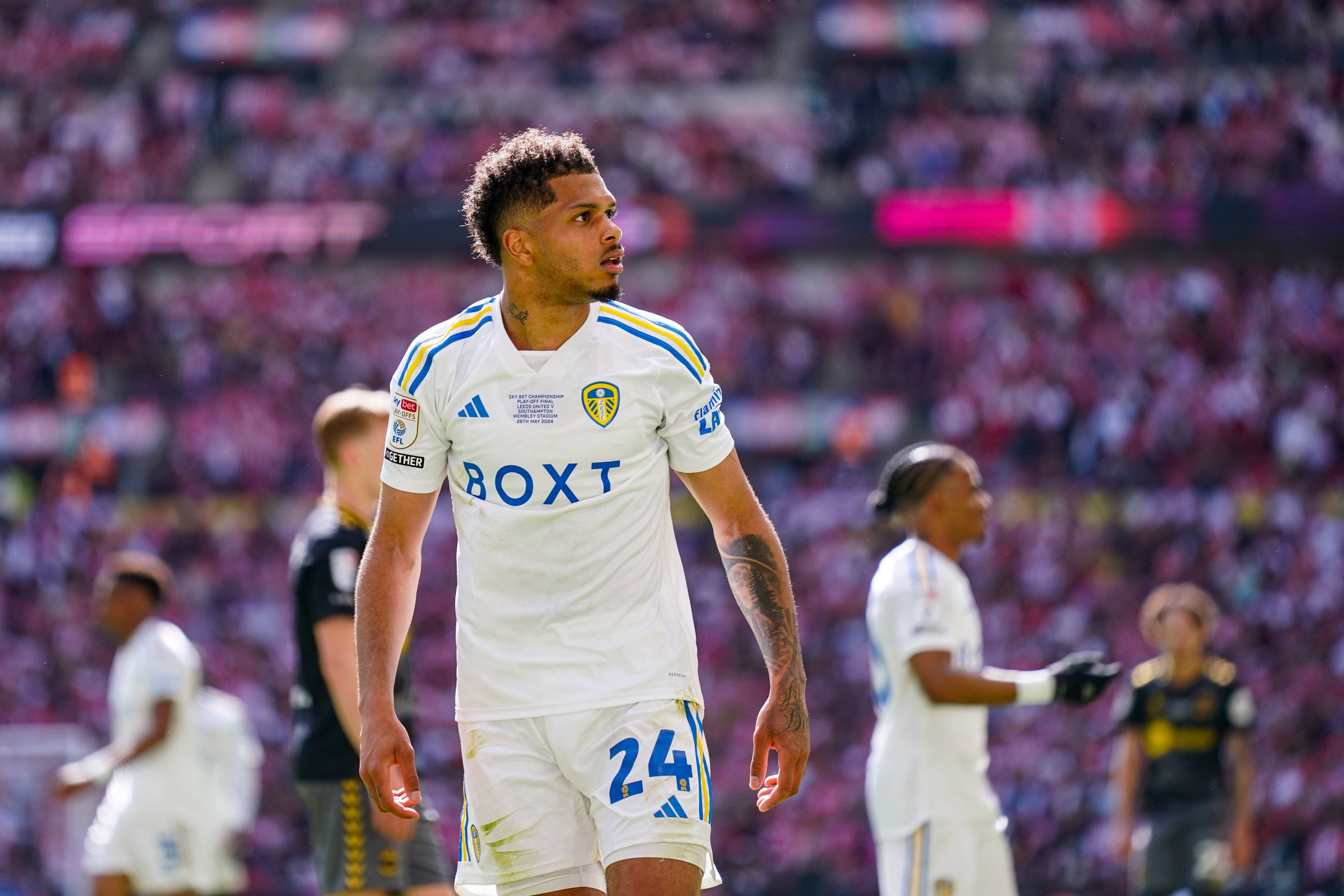 包含智利球员签约英格兰冠军联赛球队的词条